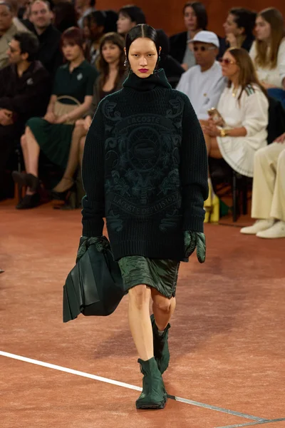 Look 38